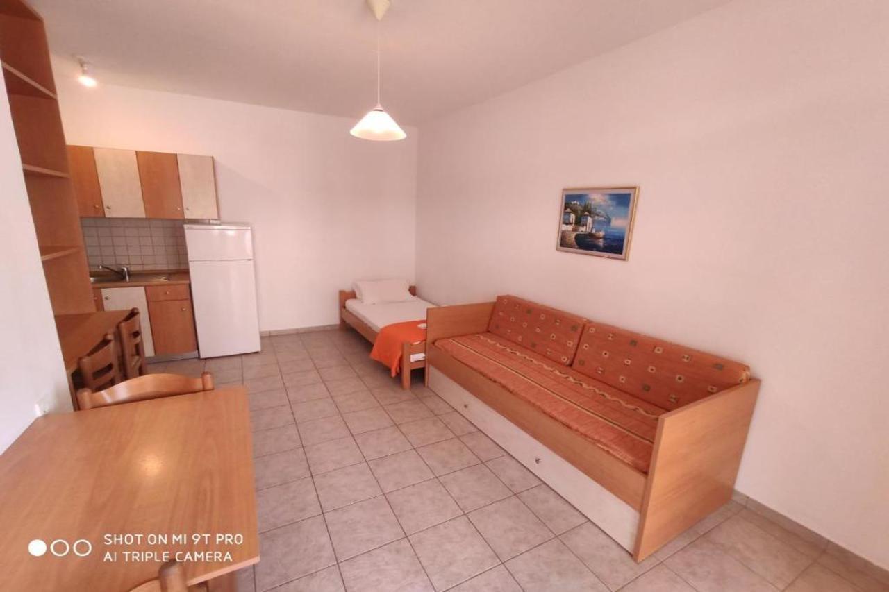 Andy'S Plaza Apartment Agia Pelagia  Exterior photo
