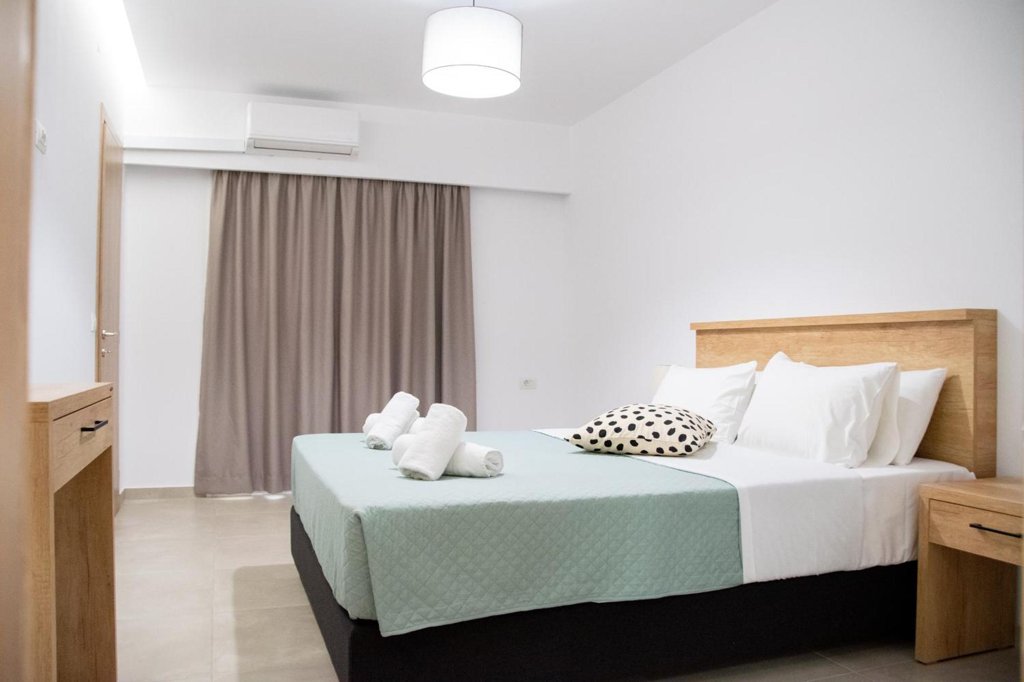 Andy'S Plaza Apartment Agia Pelagia  Exterior photo